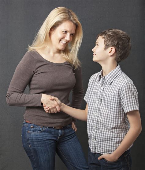 mom & son porn|AM I A GOOD MOTHER BY LETTING MY SON SEE ME WHILE。